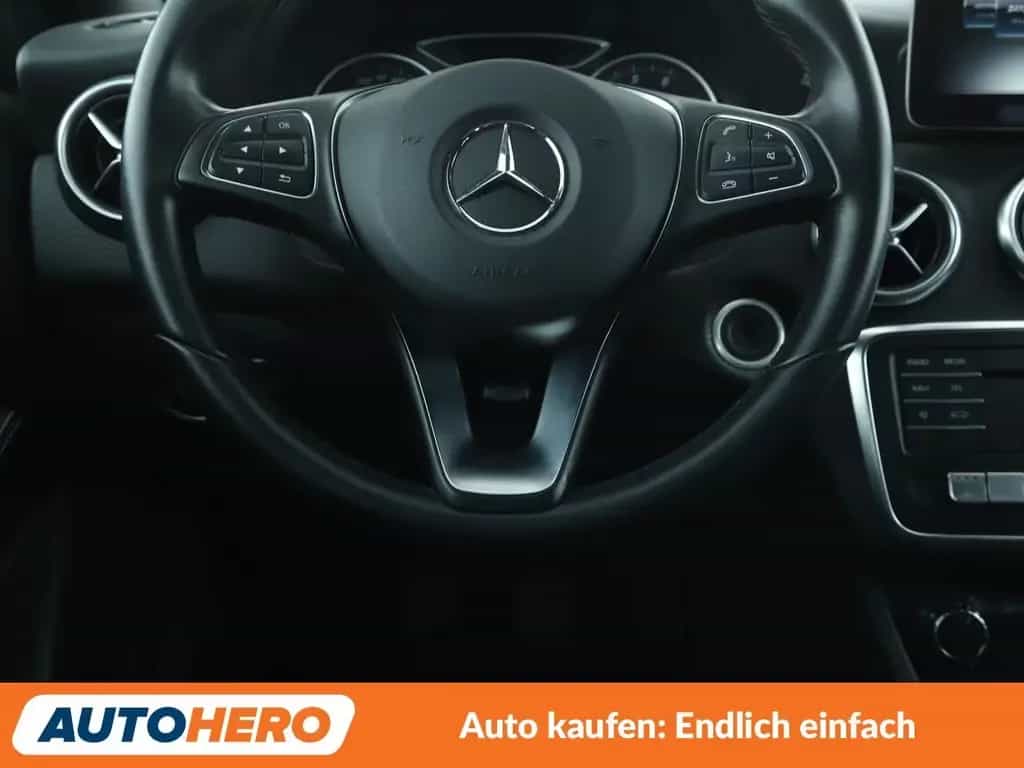 Mercedes-Benz A 180 A-Klasse A 180 BlueEfficiency Style*NAVI*PDC*SHZ 06/2016-photo-18