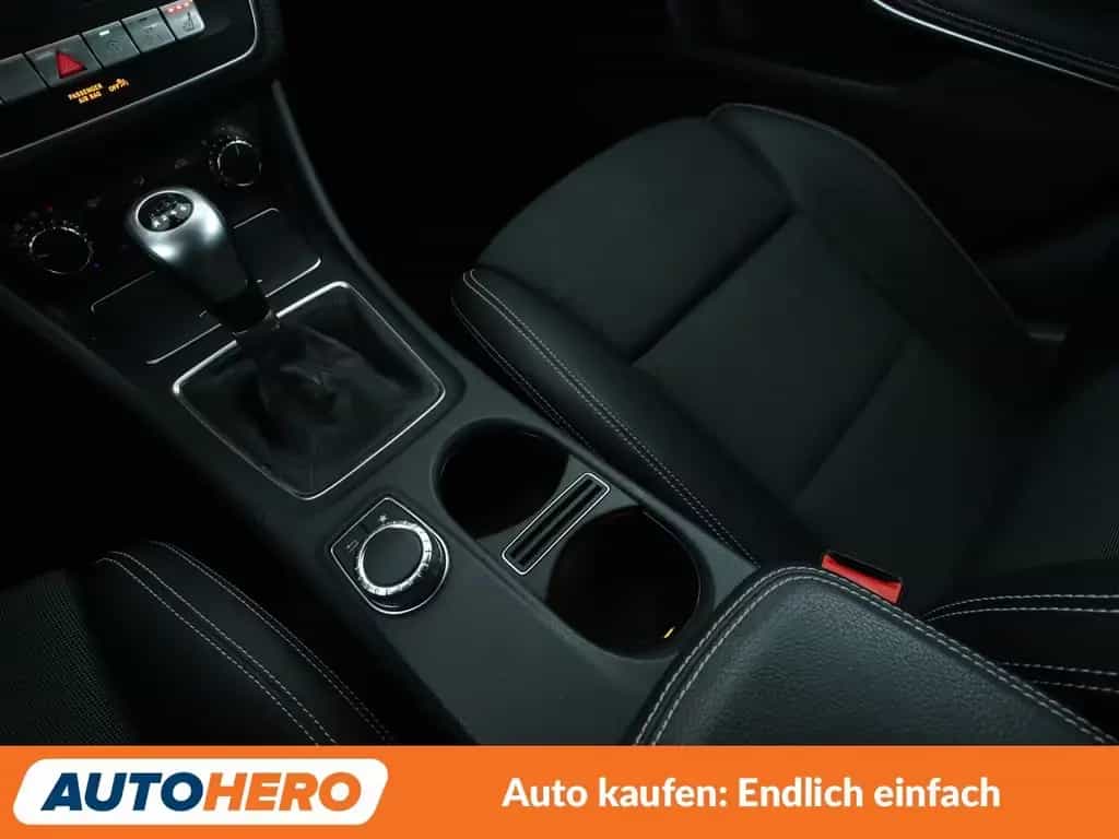 Mercedes-Benz A 180 A-Klasse A 180 BlueEfficiency Style*NAVI*PDC*SHZ 06/2016-photo-23