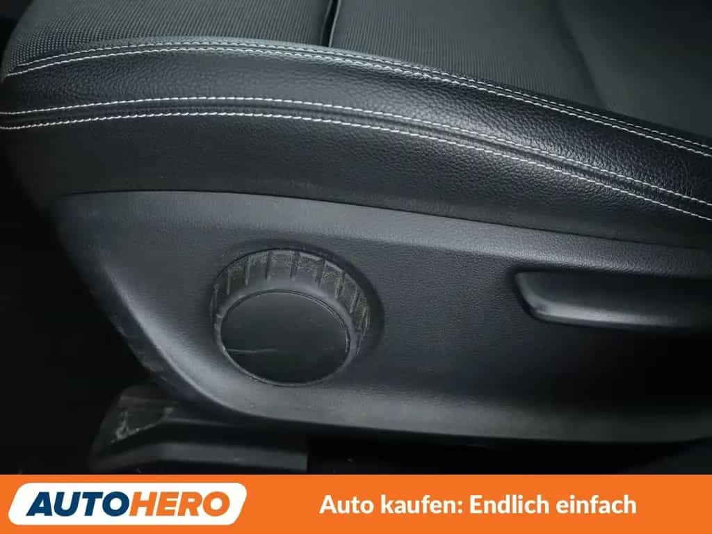 Mercedes-Benz A 180 A-Klasse A 180 BlueEfficiency Style*NAVI*PDC*SHZ 06/2016-photo-26
