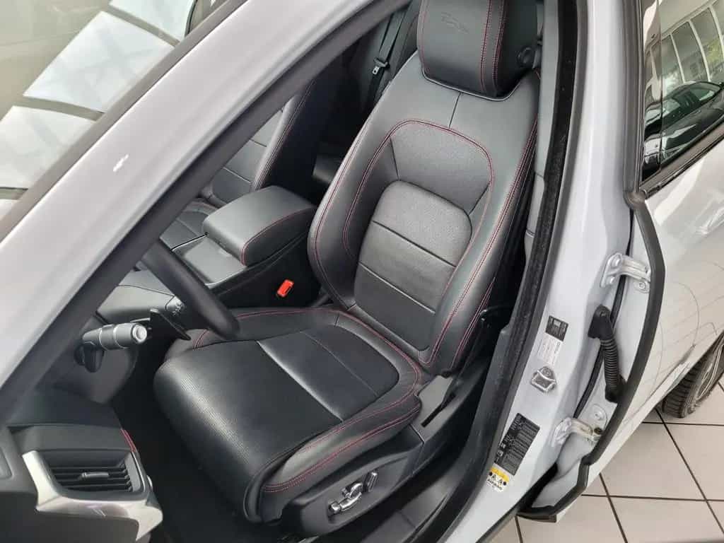 Jaguar E-Pace D180 AWD R-Dynamic/Pano/ACC/Leder/1Hand 03/2018-photo-16