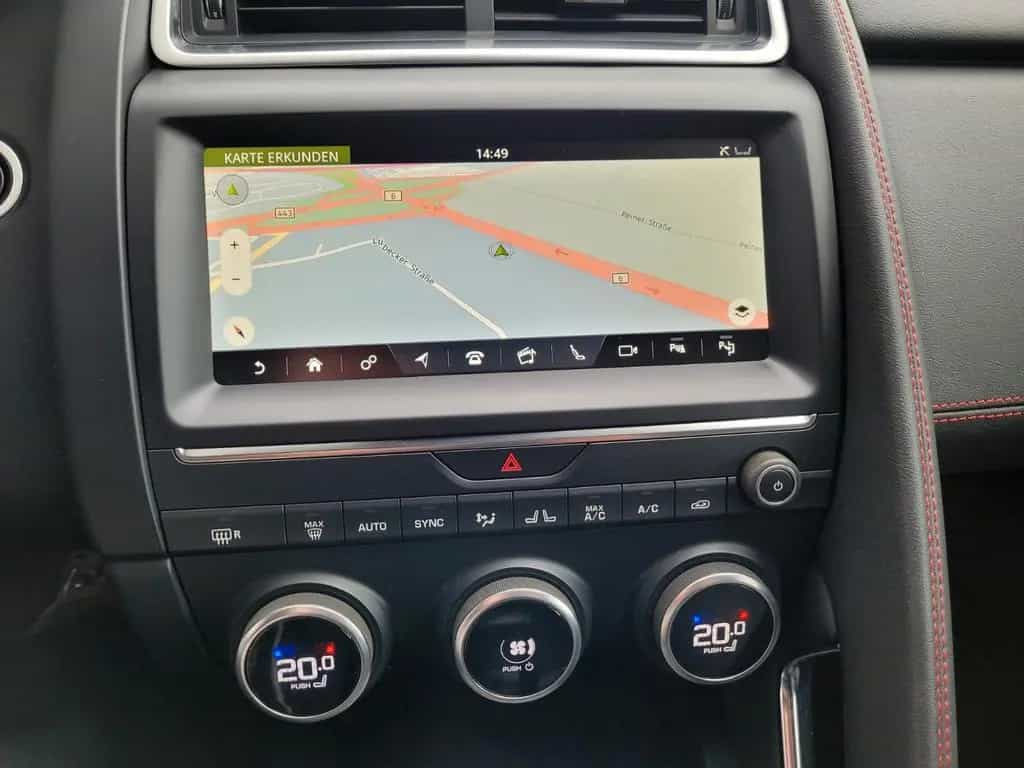 Jaguar E-Pace D180 AWD R-Dynamic/Pano/ACC/Leder/1Hand 03/2018-photo-20