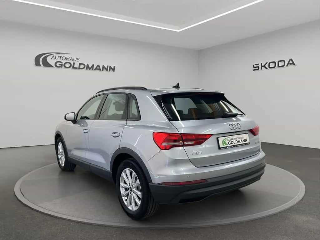 Audi Q3 Basis 1.5 TFSI DSG AHK 05/2021-photo-1