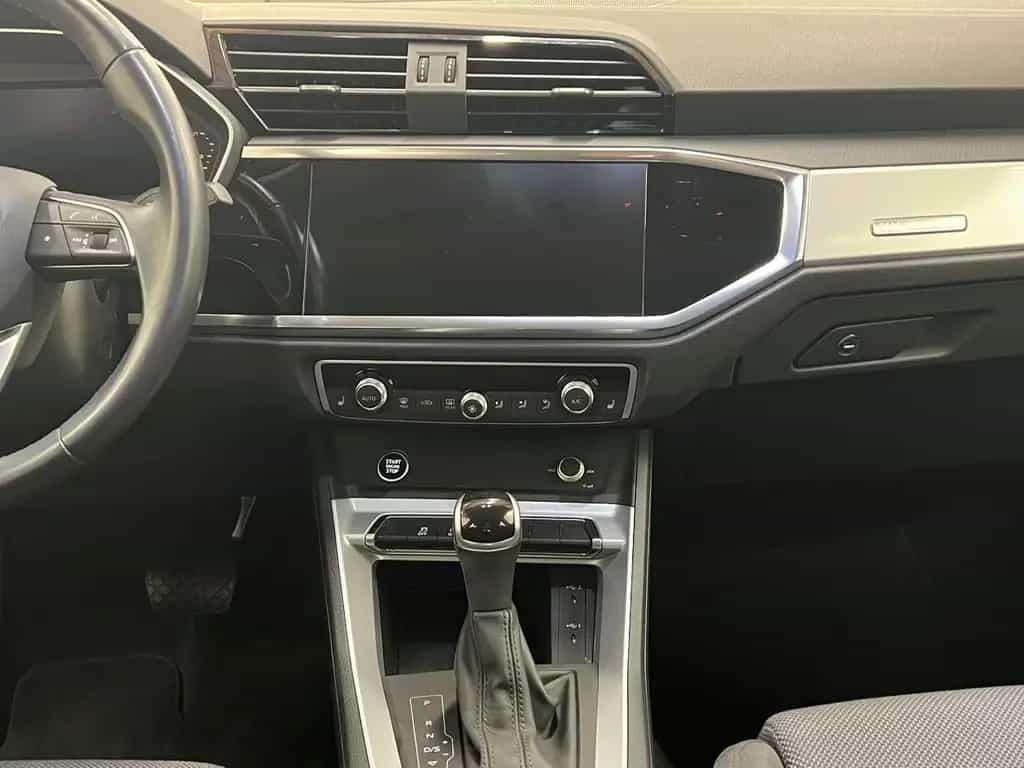 Audi Q3 Basis 1.5 TFSI DSG AHK 05/2021-photo-10