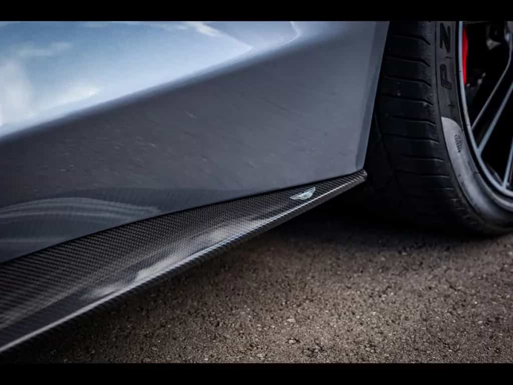 Aston Martin Vanquish II COUPE 6.0 V12°SKYFALL SILVER°CARBON 12/2013-photo-16