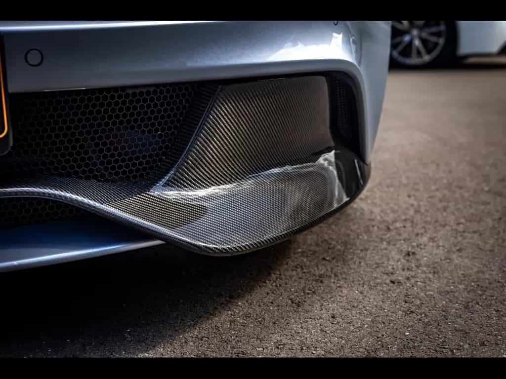 Aston Martin Vanquish II COUPE 6.0 V12°SKYFALL SILVER°CARBON 12/2013-photo-19