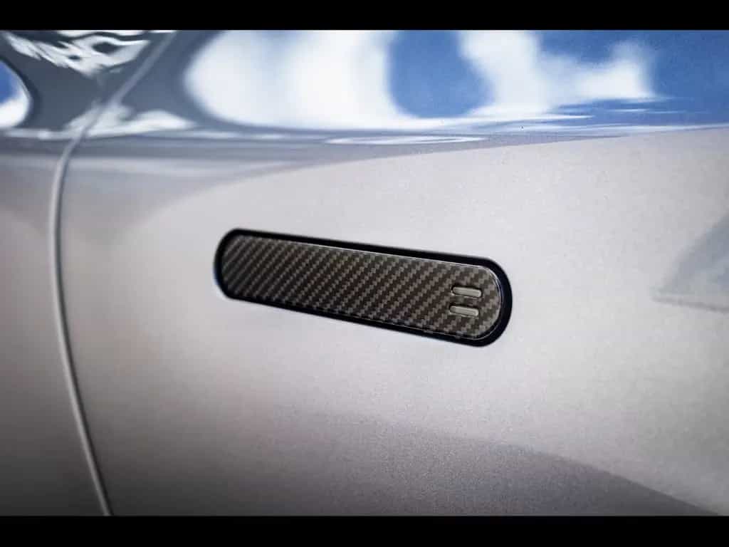 Aston Martin Vanquish II COUPE 6.0 V12°SKYFALL SILVER°CARBON 12/2013-photo-20