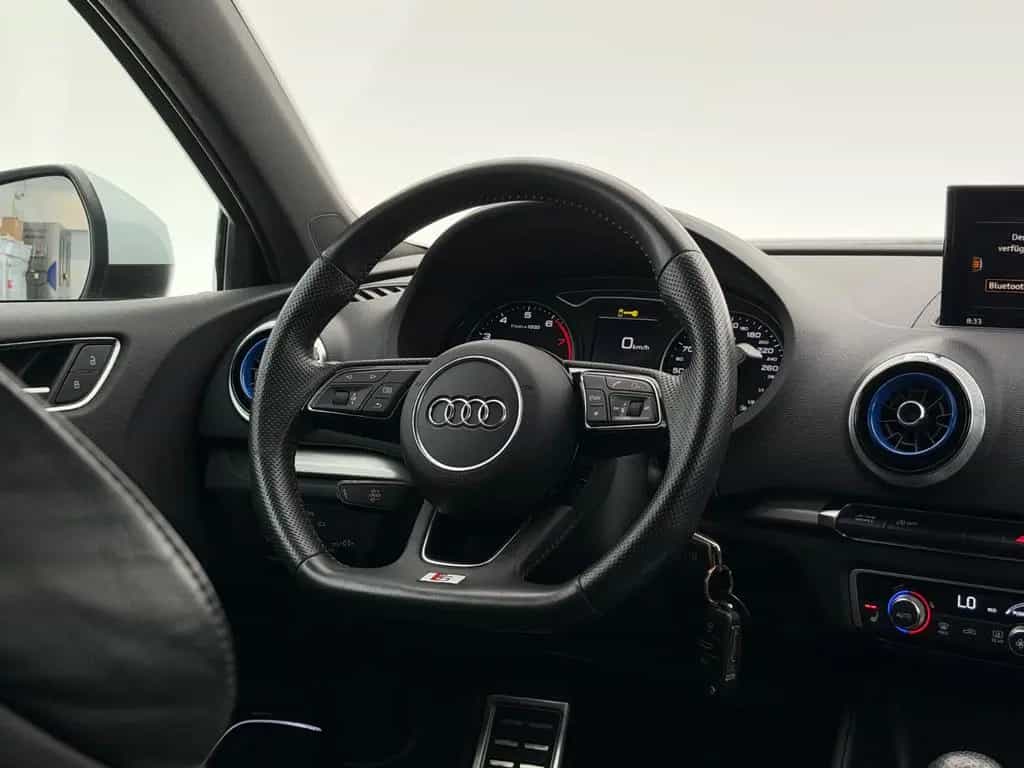 Audi A3 1.5 TFSI Lim.*S LINE*XENON-B&O-TEMPO-SHZ-MMI 02/2018-photo-29