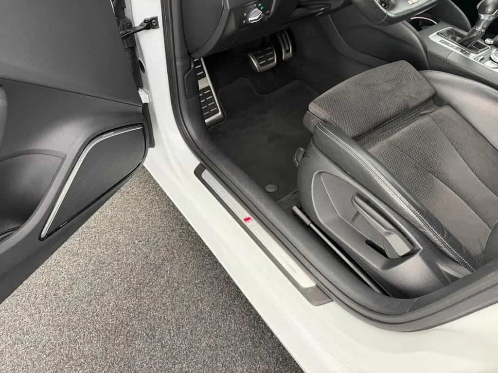 Audi A3 1.5 TFSI Lim.*S LINE*XENON-B&O-TEMPO-SHZ-MMI 02/2018-photo-30
