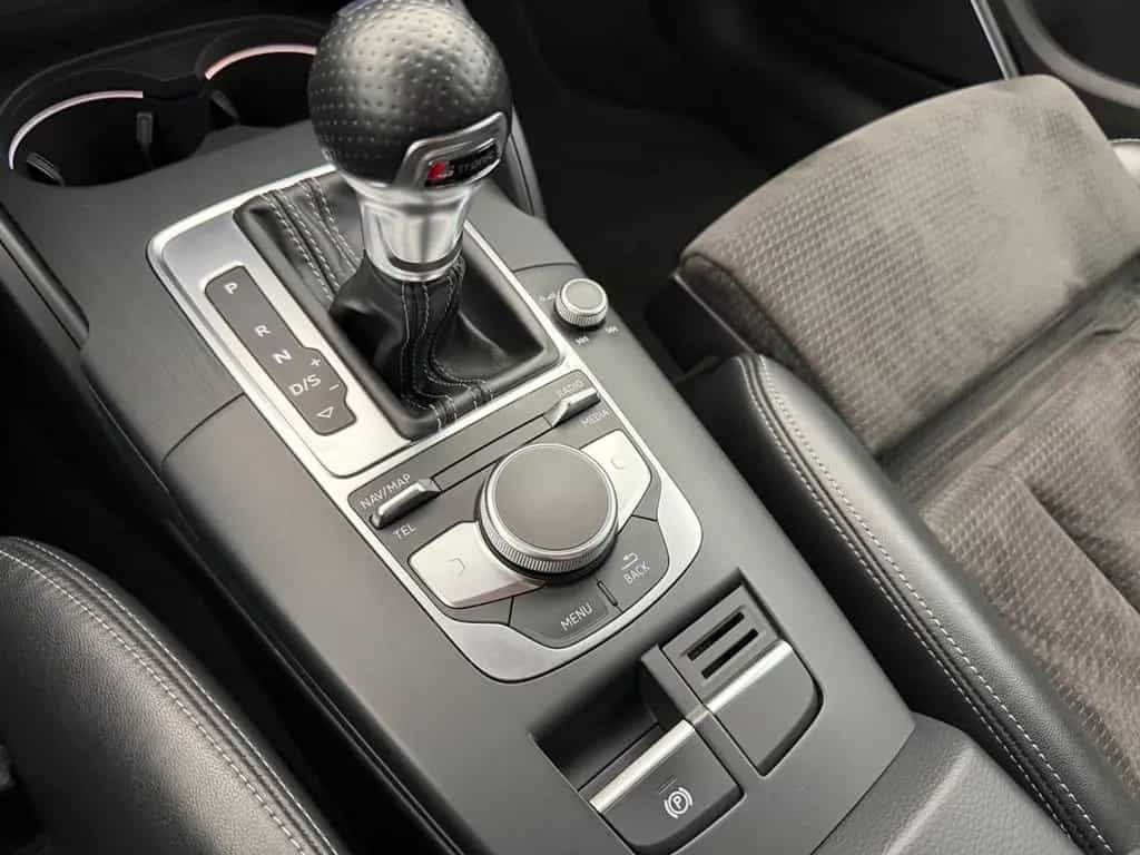 Audi A3 1.5 TFSI Lim.*S LINE*XENON-B&O-TEMPO-SHZ-MMI 02/2018-photo-41