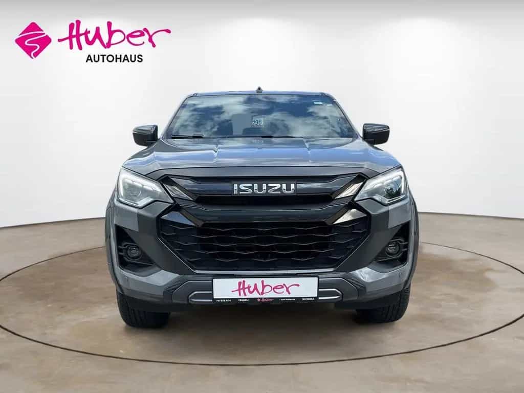 Isuzu D-Max Space Cab 1,9l 4x4 163PS AT - V-Cross null-photo-1