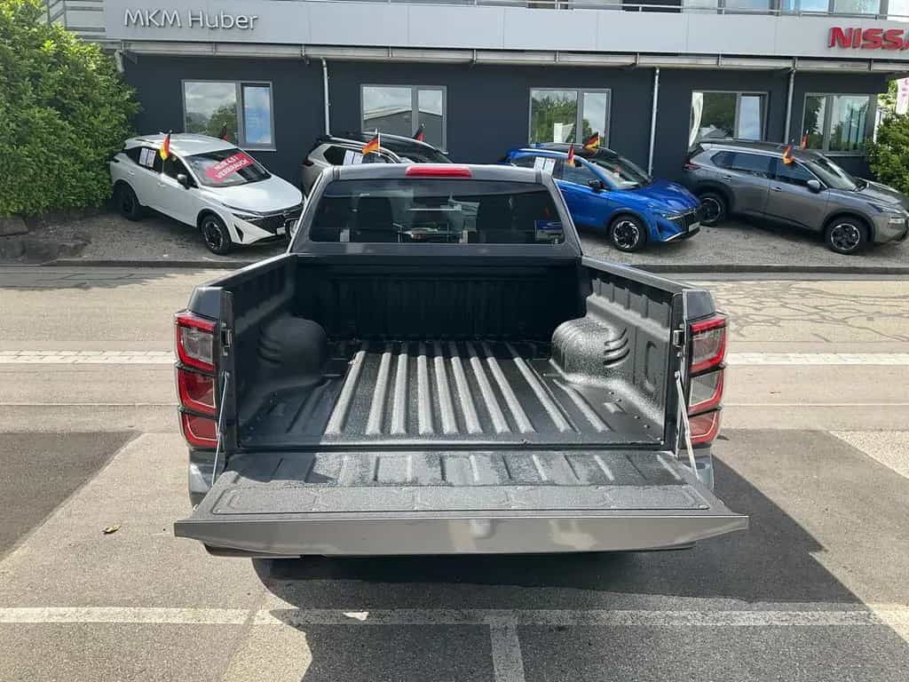Isuzu D-Max Space Cab 1,9l 4x4 163PS AT - V-Cross null-photo-6