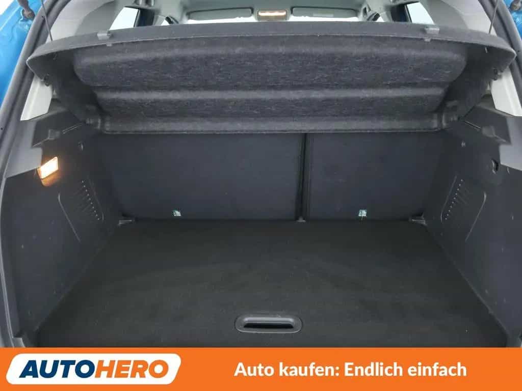Renault Captur 1.2 TCe Limited *TEMPO*PDC*SHZ* 10/2016-photo-17