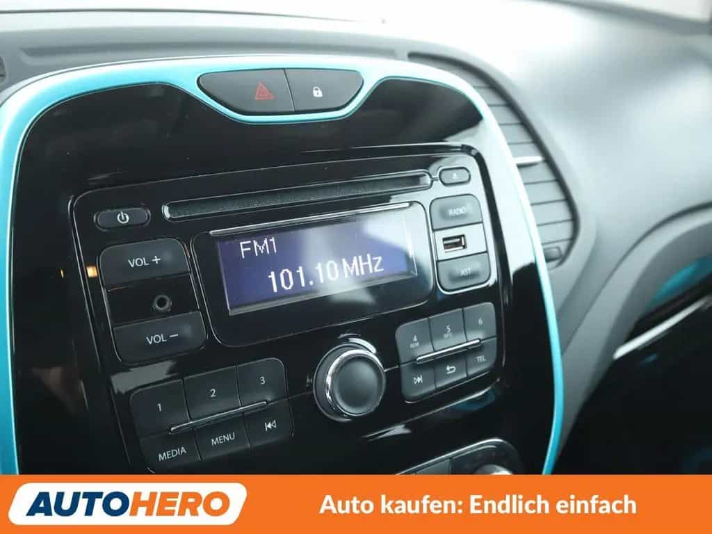 Renault Captur 1.2 TCe Limited *TEMPO*PDC*SHZ* 10/2016-photo-20