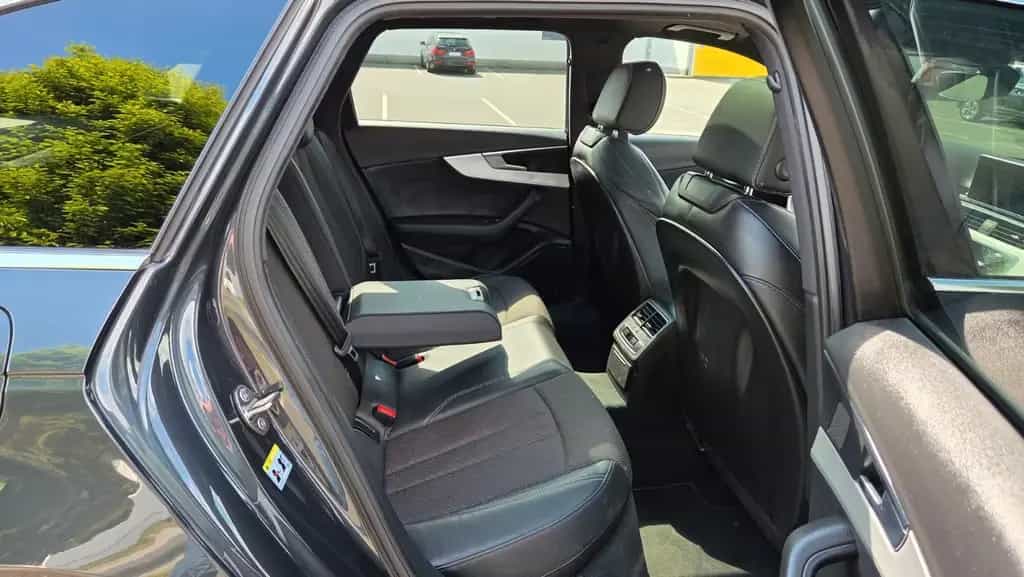 Audi A4 -2.0TDI-S-LINE-4X4-AHK+PANOR+LEDER+KAM+NAV+LED 02/2016-photo-10