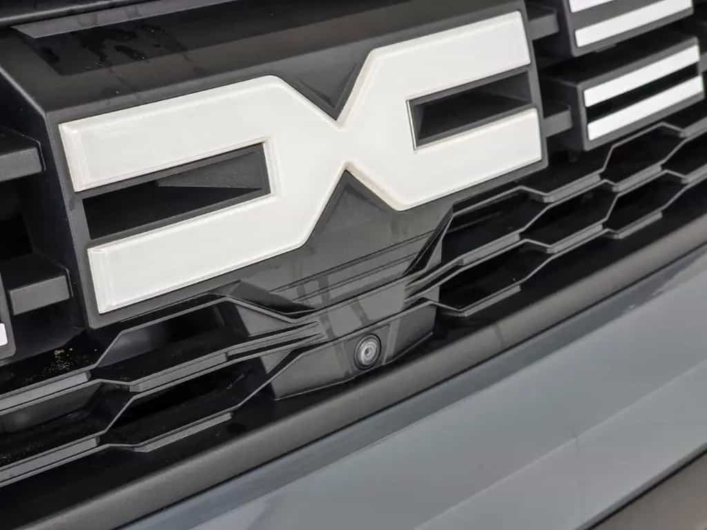 Dacia Duster II Extreme 150PS SHZ 360-Kamera AHK Navi 06/2023-photo-22