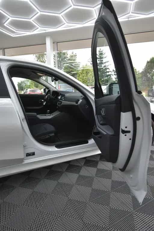 BMW 320 i xDrive Advantage Assistenz Plus ACC SHZ LED 07/2020-photo-11