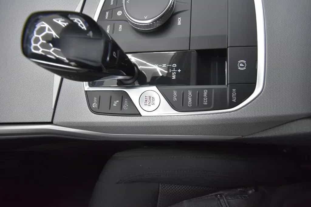 BMW 320 i xDrive Advantage Assistenz Plus ACC SHZ LED 07/2020-photo-29