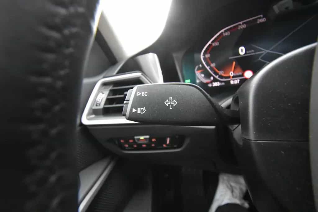 BMW 320 i xDrive Advantage Assistenz Plus ACC SHZ LED 07/2020-photo-36