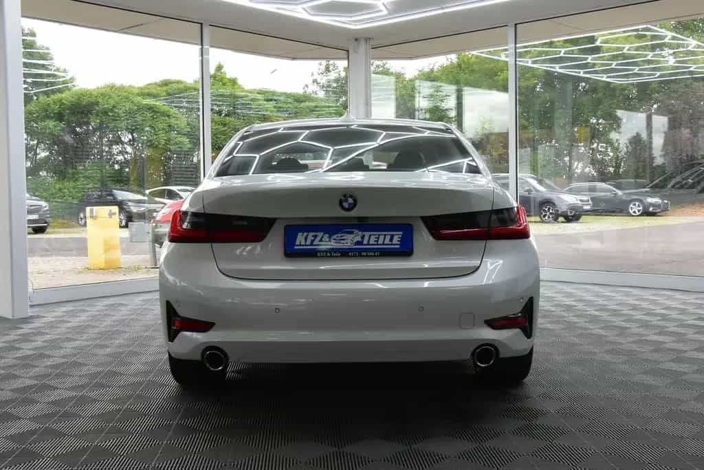 BMW 320 i xDrive Advantage Assistenz Plus ACC SHZ LED 07/2020-photo-6