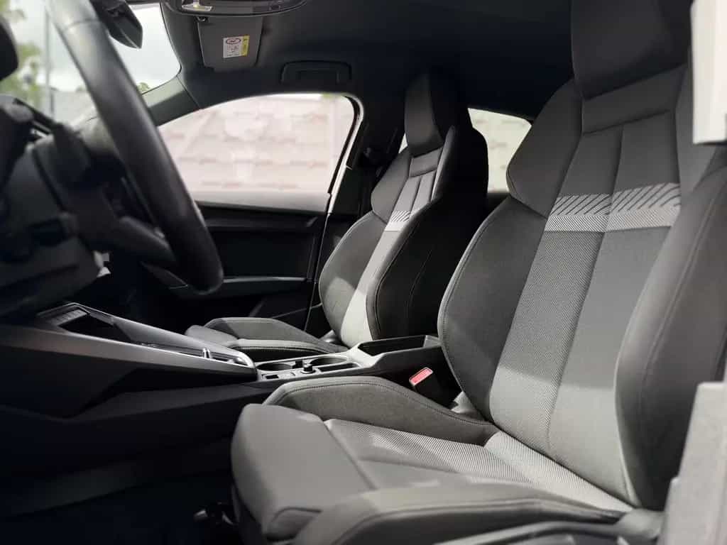Audi A3 35 TDI S-Line / Kamera / Gewindefahrwerk 12/2020-photo-16