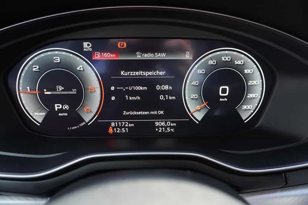 Audi A4 Allroad 40 TDI quattro AT LED Kamera Tempomat 10/2020-photo-12