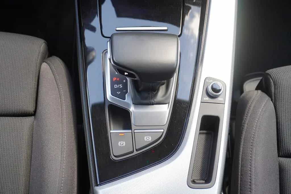 Audi A4 Allroad 40 TDI quattro AT LED Kamera Tempomat 10/2020-photo-19