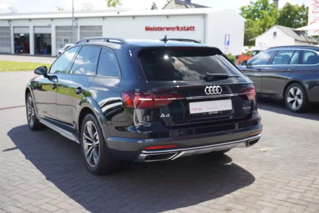 Audi A4 Allroad 40 TDI quattro AT LED Kamera Tempomat 10/2020-photo-2