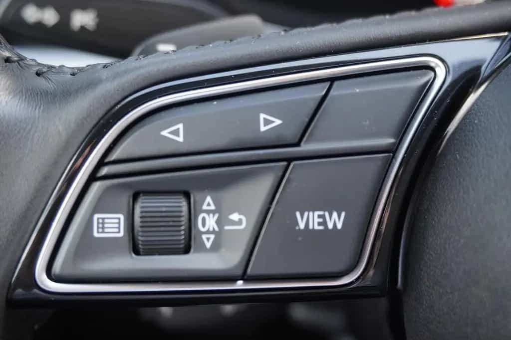 Audi A4 Allroad 40 TDI quattro AT LED Kamera Tempomat 10/2020-photo-22