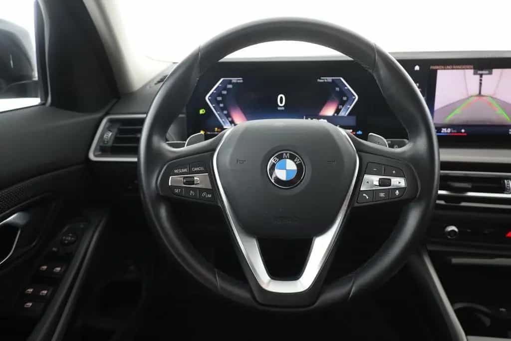 BMW 318 i Touring LED Navi Kamera el. Heckklappe DAB 03/2023-photo-14