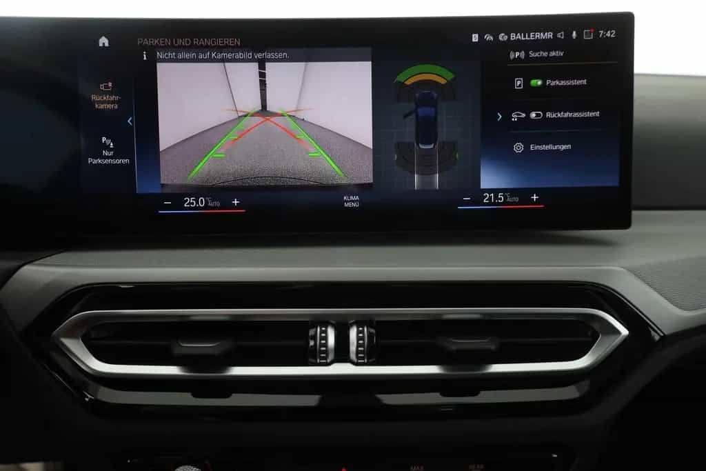 BMW 318 i Touring LED Navi Kamera el. Heckklappe DAB 03/2023-photo-26