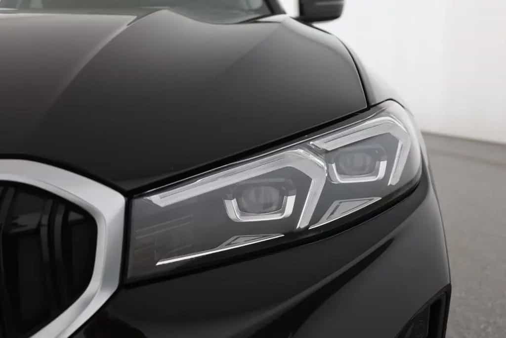 BMW 318 i Touring LED Navi Kamera el. Heckklappe DAB 03/2023-photo-30