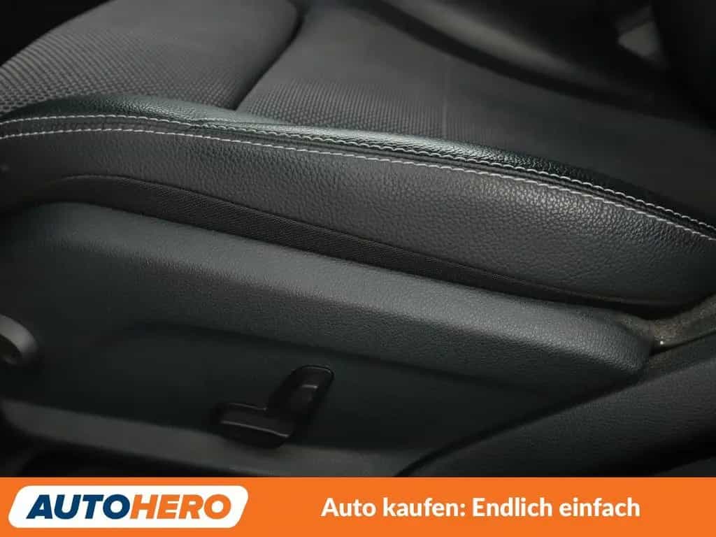 Mercedes-Benz C 180 C-Klasse C 180 CGI T Avantgarde *NAVI*LED*TEMPO* 07/2017-photo-27