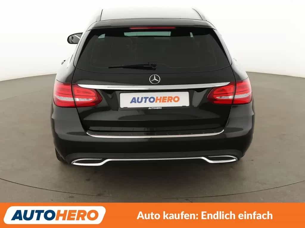 Mercedes-Benz C 180 C-Klasse C 180 CGI T Avantgarde *NAVI*LED*TEMPO* 07/2017-photo-4