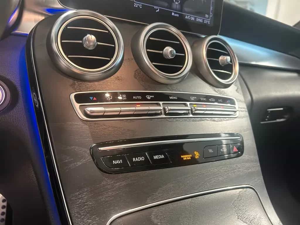 Mercedes-Benz C 300 C300 T AMG Aut. BEAM PANO KAM WIDE NAV SHZ 08/2018-photo-17
