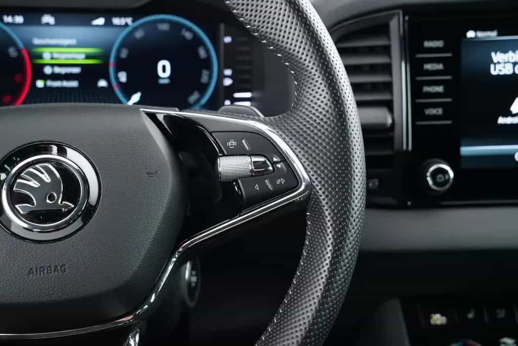 Skoda Karoq SPORTLINE 2.0TSI DSG 4X4 ANHÄNGERKUPPLUNG 06/2022-photo-16