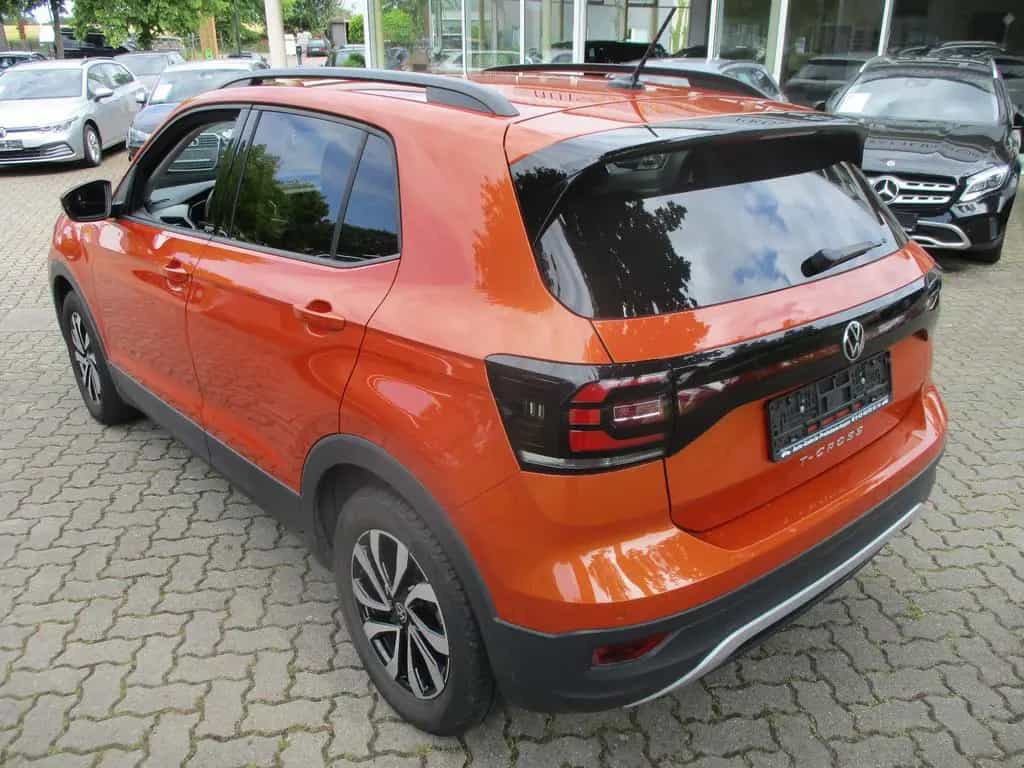 Volkswagen T-Cross 1.0 Active NAVI TEMP ALU KAMERA SITZH 08/2021-photo-2