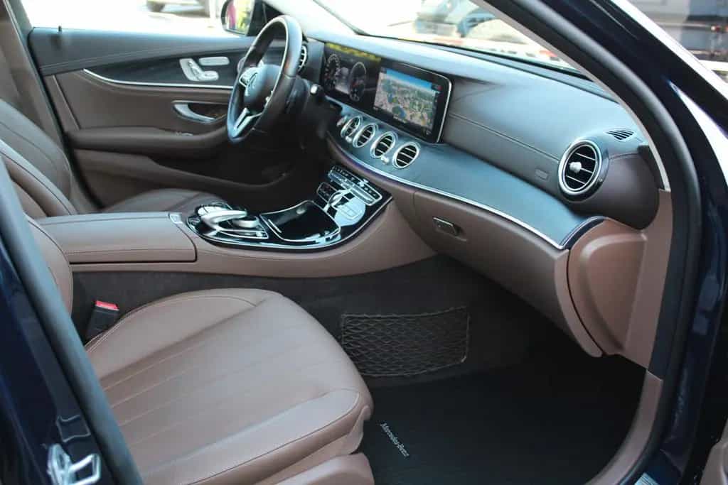 Mercedes-Benz E 300 DE AMG-LINE+360°CAM+HUD+BURMESTER+VIRTUAL 10/2019-photo-20