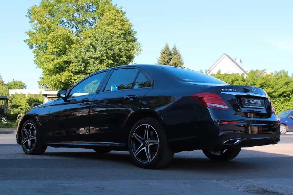 Mercedes-Benz E 300 DE AMG-LINE+360°CAM+HUD+BURMESTER+VIRTUAL 10/2019-photo-5