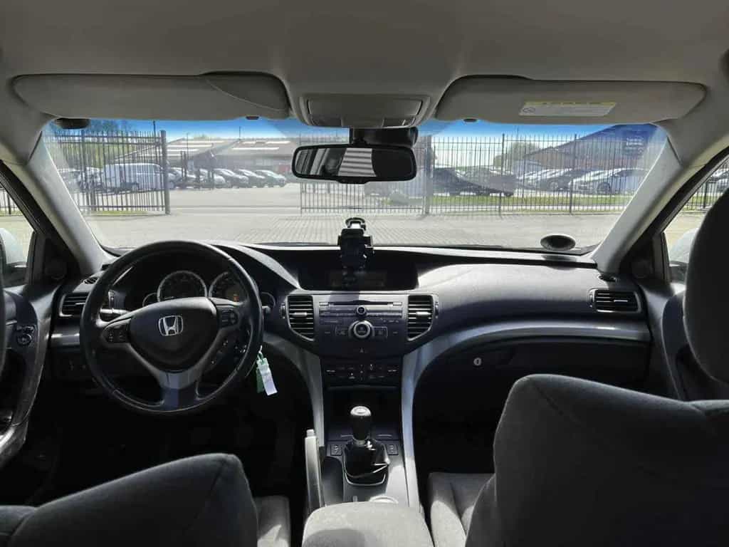 Honda Accord Tourer 2.0 Elegance 12/2009-photo-9