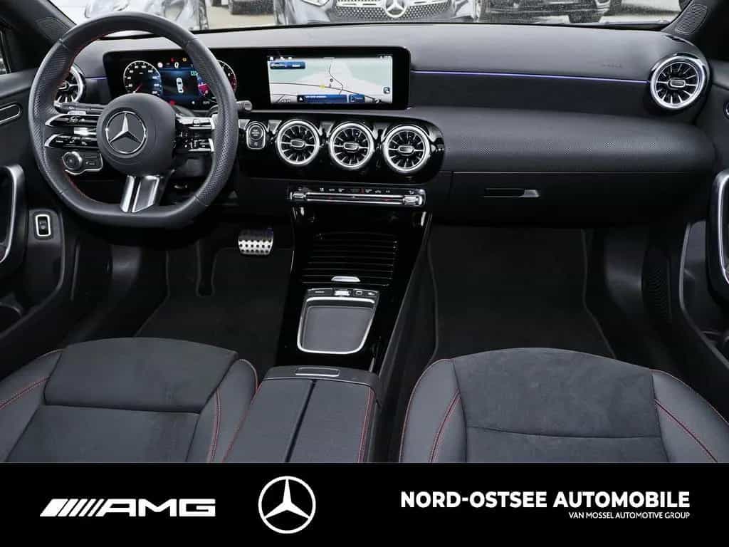 Mercedes-Benz A 200 LIMO AMG KAMERA PANO ADVANCED MBUX NIGHT 03/2025-photo-11