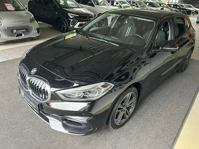 BMW 118 i Sport Line 03/2020-photo-2