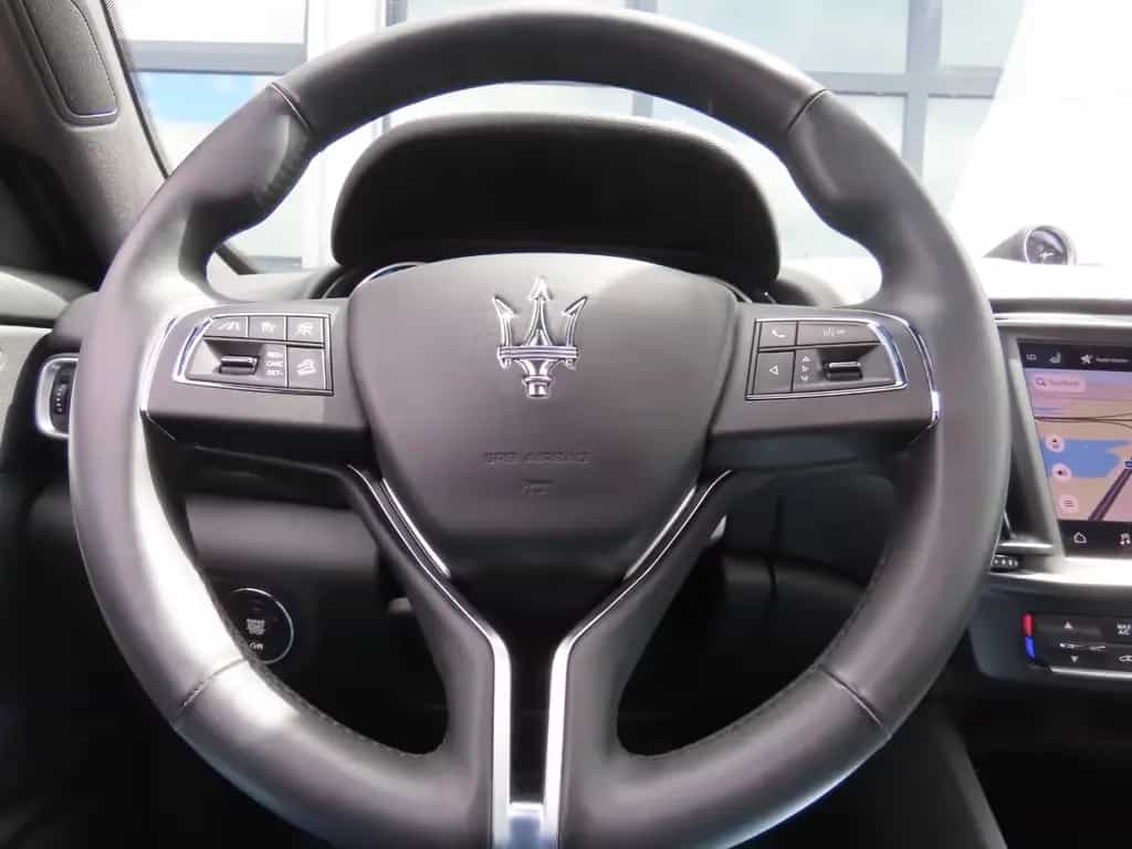 Maserati Levante Q4 3.0 V6 Autom. 360° Kamera Panorama 03/2021-photo-18