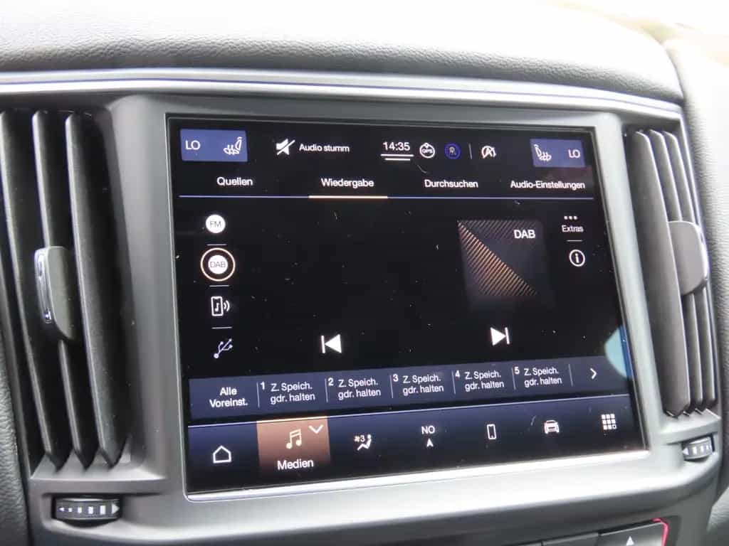 Maserati Levante Q4 3.0 V6 Autom. 360° Kamera Panorama 03/2021-photo-23