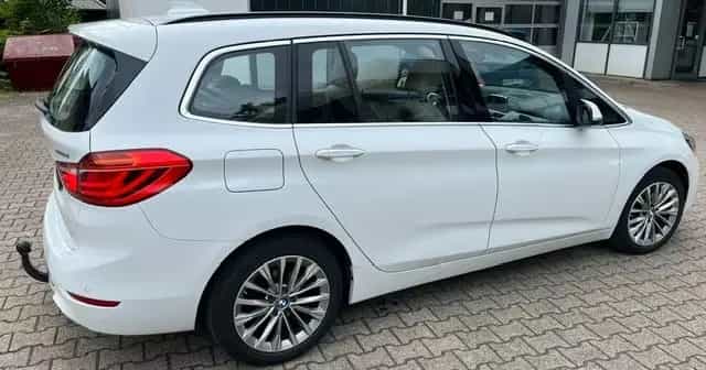 BMW 218 2 Gran Tourer 218 d xDrive Luxury Line 11/2019-photo-2