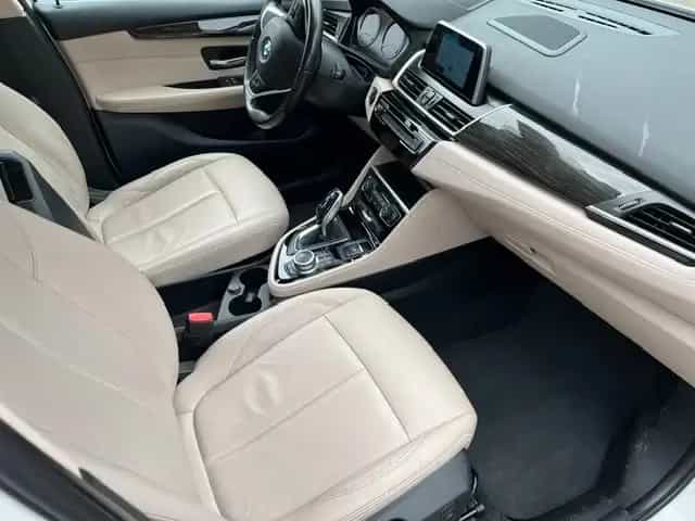 BMW 218 2 Gran Tourer 218 d xDrive Luxury Line 11/2019-photo-6