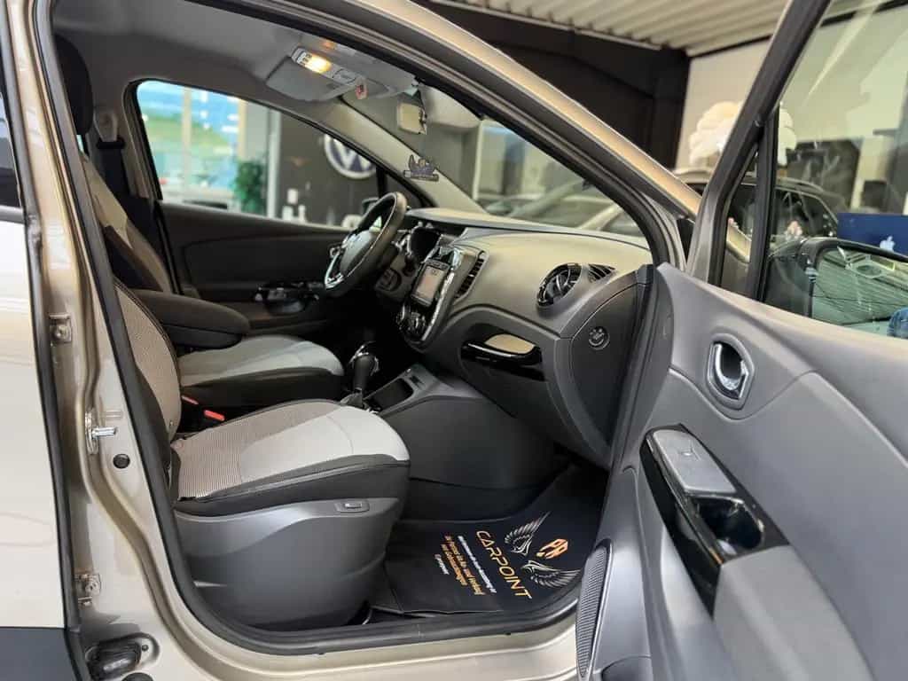 Renault Captur Energy Luxe/LED/CAM/BT/Navi/SHZ/ 03/2016-photo-19