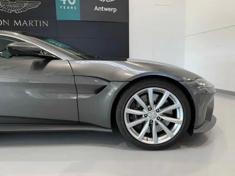 Aston Martin V8 Vantage Vantage Coupe 09/2019-photo-11