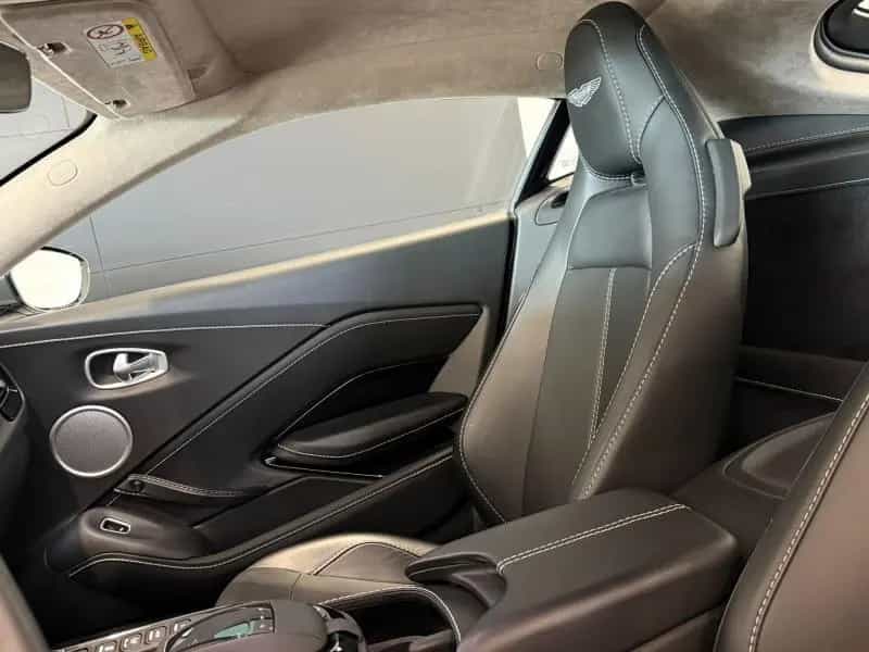 Aston Martin V8 Vantage Vantage Coupe 09/2019-photo-30