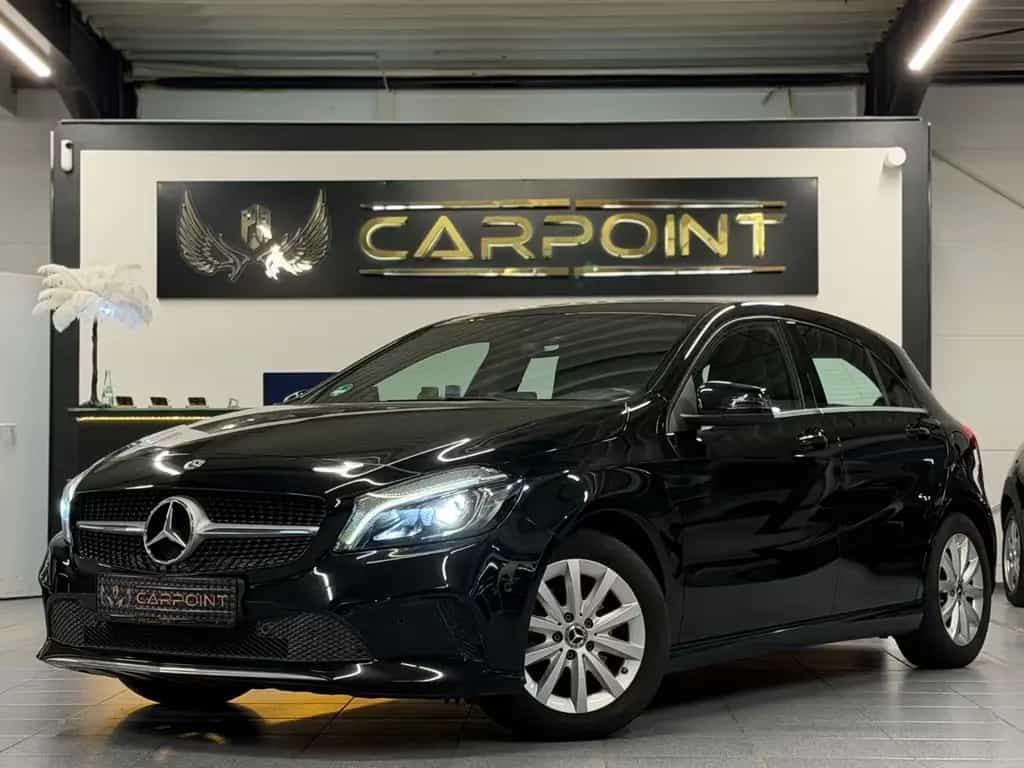 Mercedes-Benz A 180 BlueEfficiency /LED/SHZ/T-Leder/Navi/BT 10/2017-photo-3