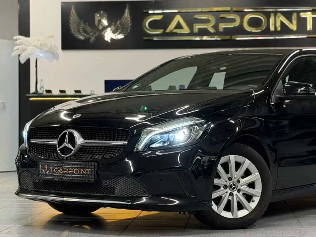 Mercedes-Benz A 180 BlueEfficiency /LED/SHZ/T-Leder/Navi/BT 10/2017-photo-4